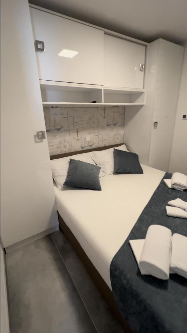 Mandy Apartman Baska  Bagian luar foto